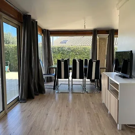 Maison En Avec Piscine - 6/8 Personnes Сasa de vacaciones
