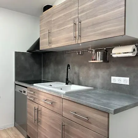 Hébergement de vacances Maison En Avec Piscine - 6/8 Personnes